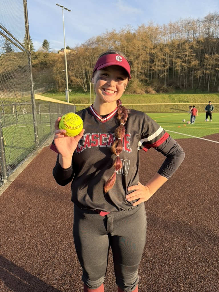 Mia Walker — Cascade Bruins
